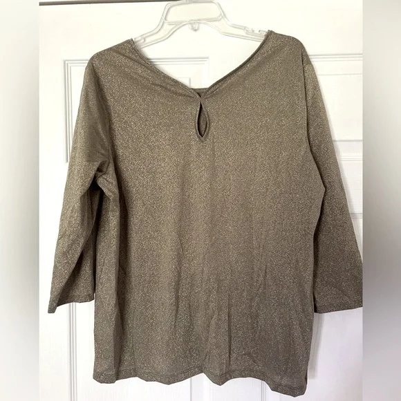 Chicos, Size 3/XL, gold shimmer blouse with keyhole detail on back - Picture 2 of 5